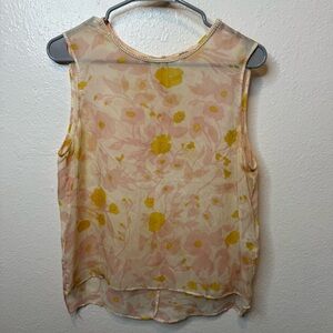 Bellerose 100% Silk Pastel Floral Sleeveless Blouse Pearl Neckline Size 2